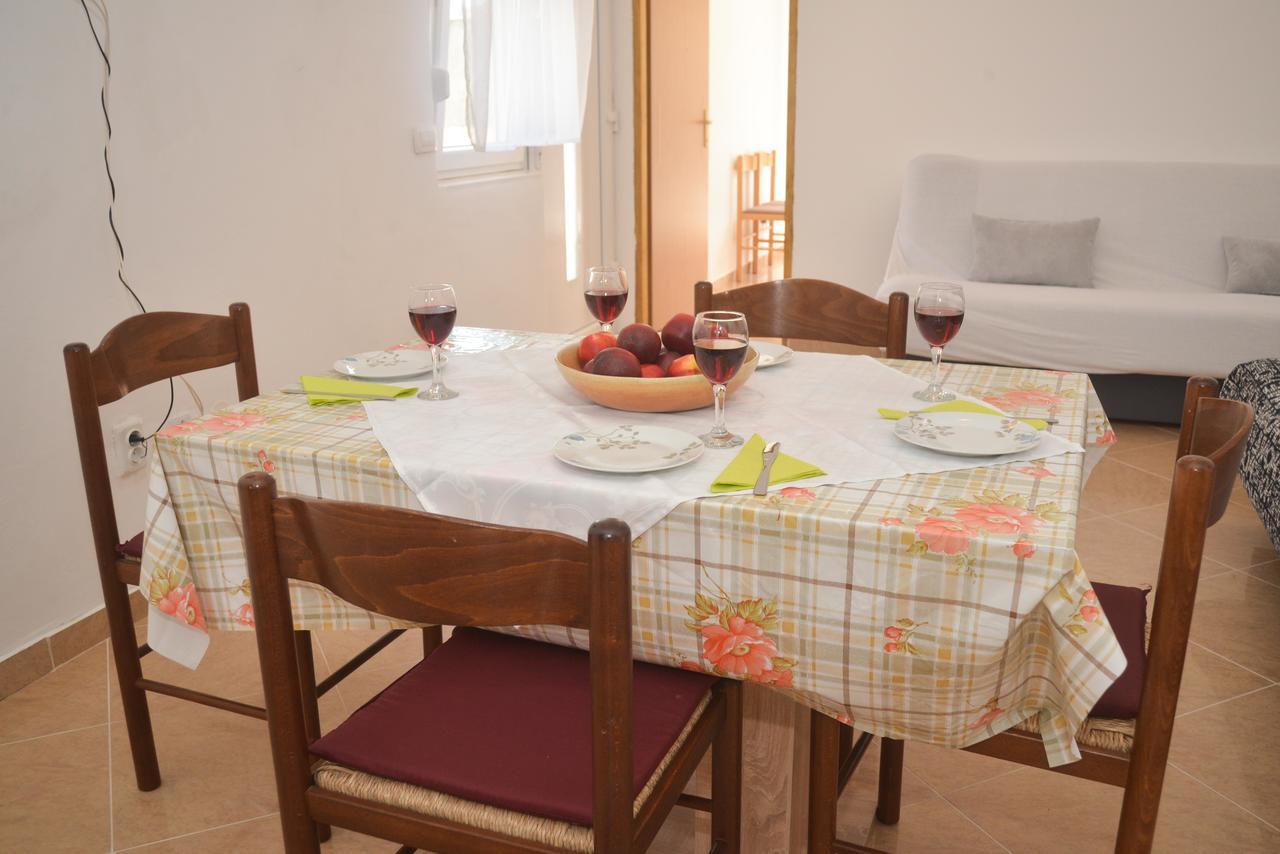 Apartments Lavanda 투라니 외부 사진
