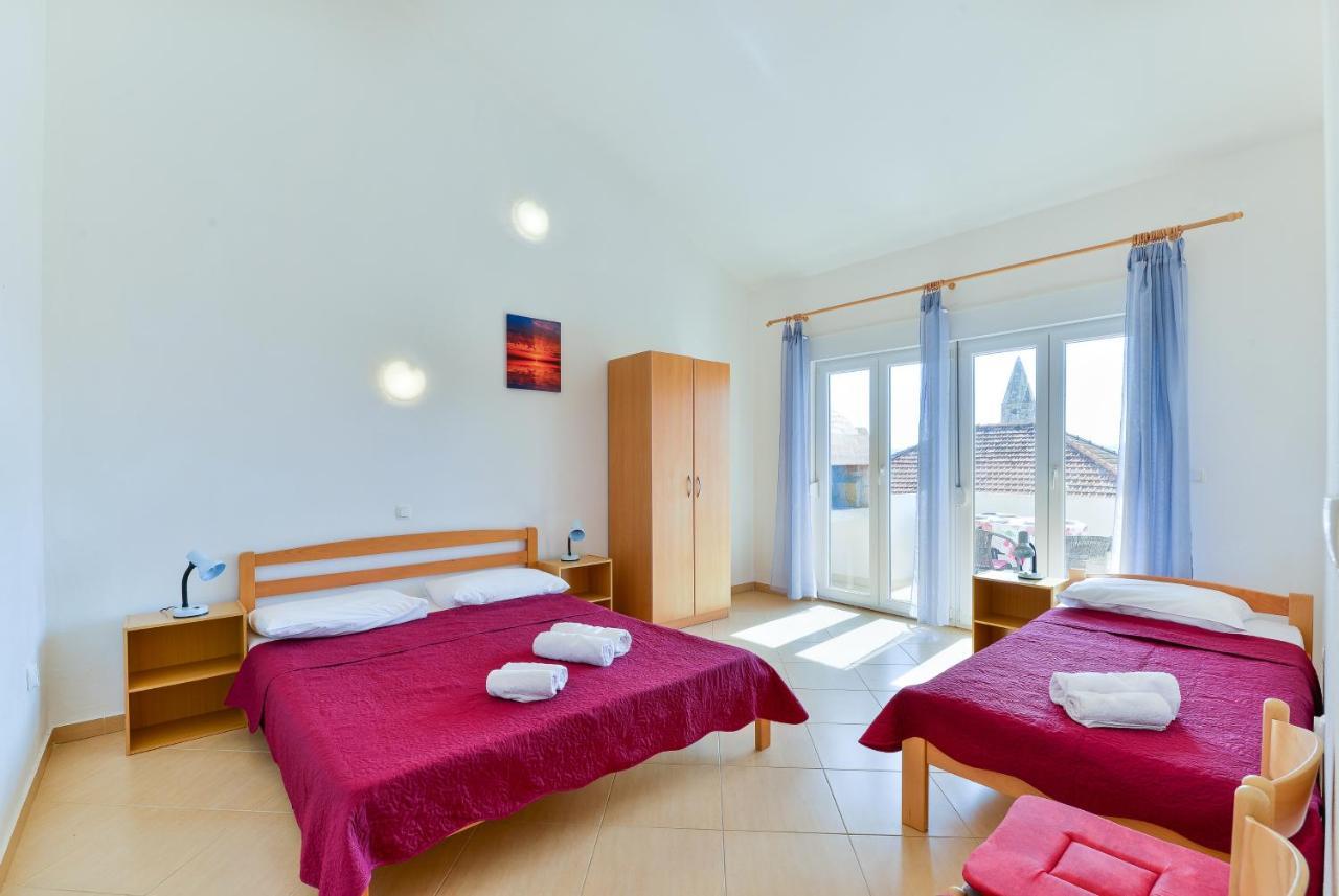 Apartments Lavanda 투라니 외부 사진