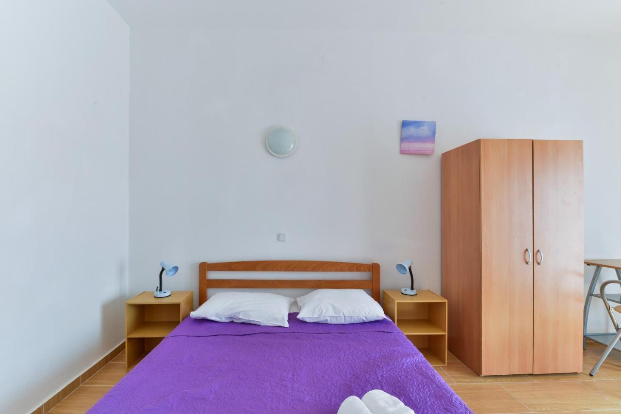 Apartments Lavanda 투라니 외부 사진